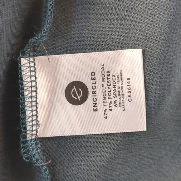 Encircled Performance Pencil Skirt - Picture 7 of 7